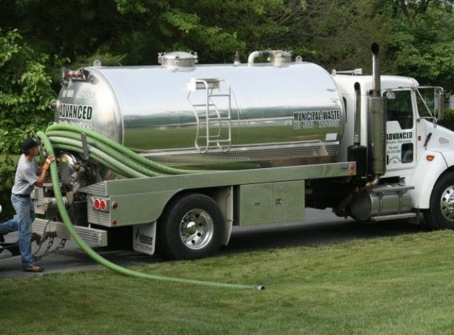 Dịch vụ hút hầm cầu quận Tân Bình lâu đời nhất