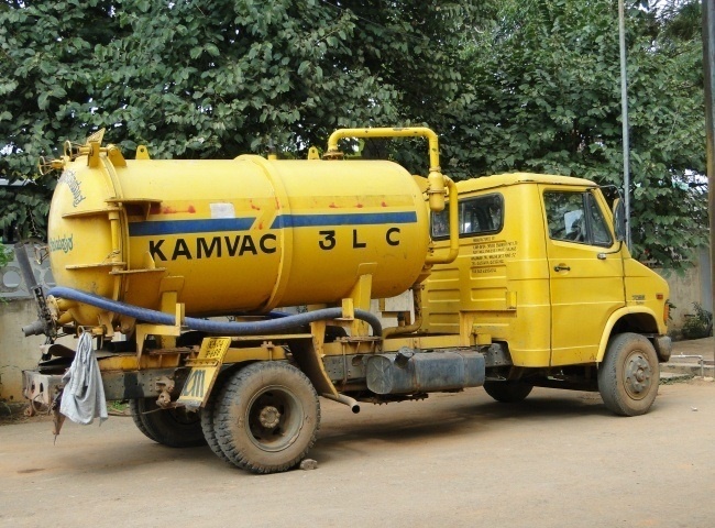 Dịch vụ hút hầm cầu quận 12 đem lại sự an tâm cho mọi người