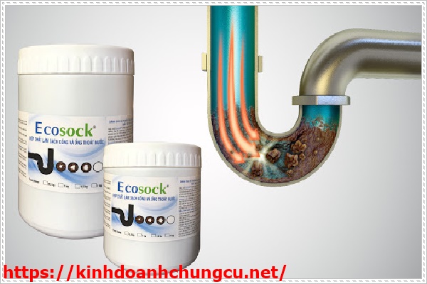 Xử l&yacute; bồn rửa b&aacute;t bốc m&ugrave;i h&ocirc;i với h&oacute;a chất